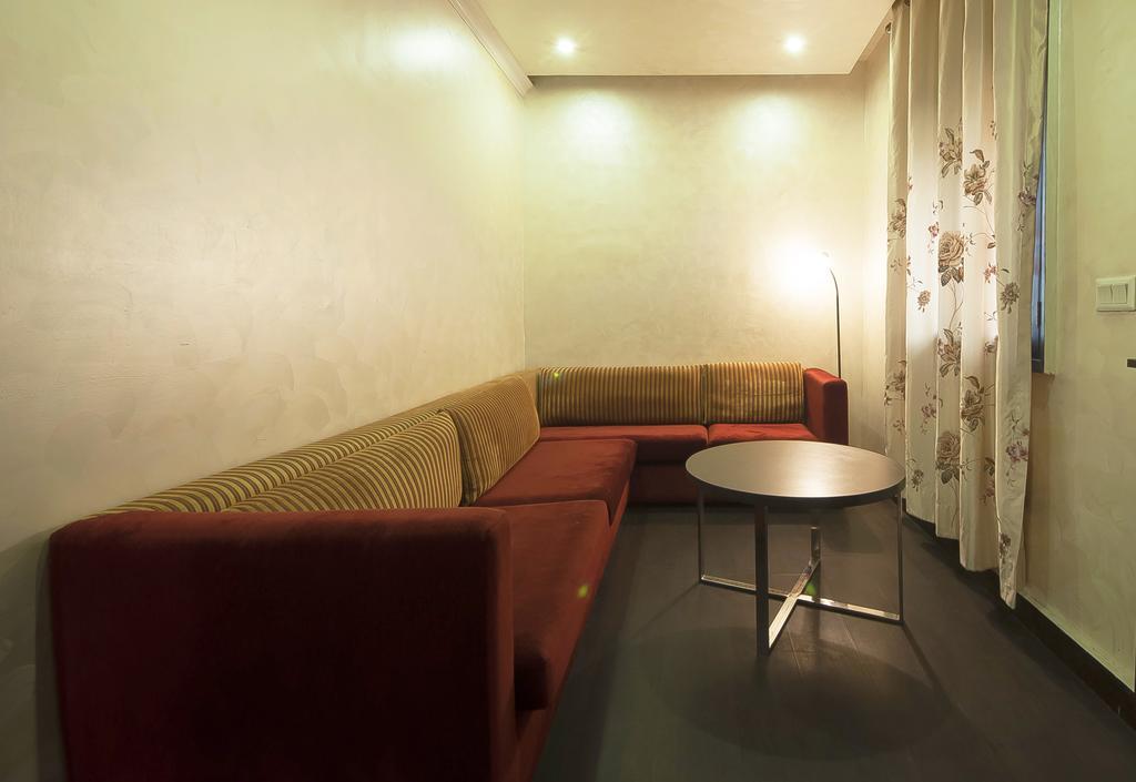 Jukaso Inn Pragati Maidan New Delhi Exterior photo