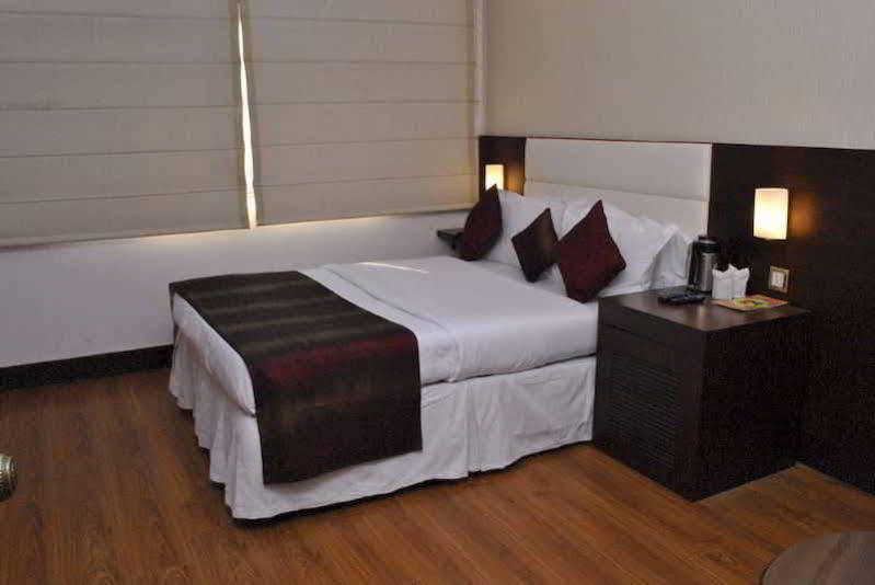 Jukaso Inn Pragati Maidan New Delhi Exterior photo